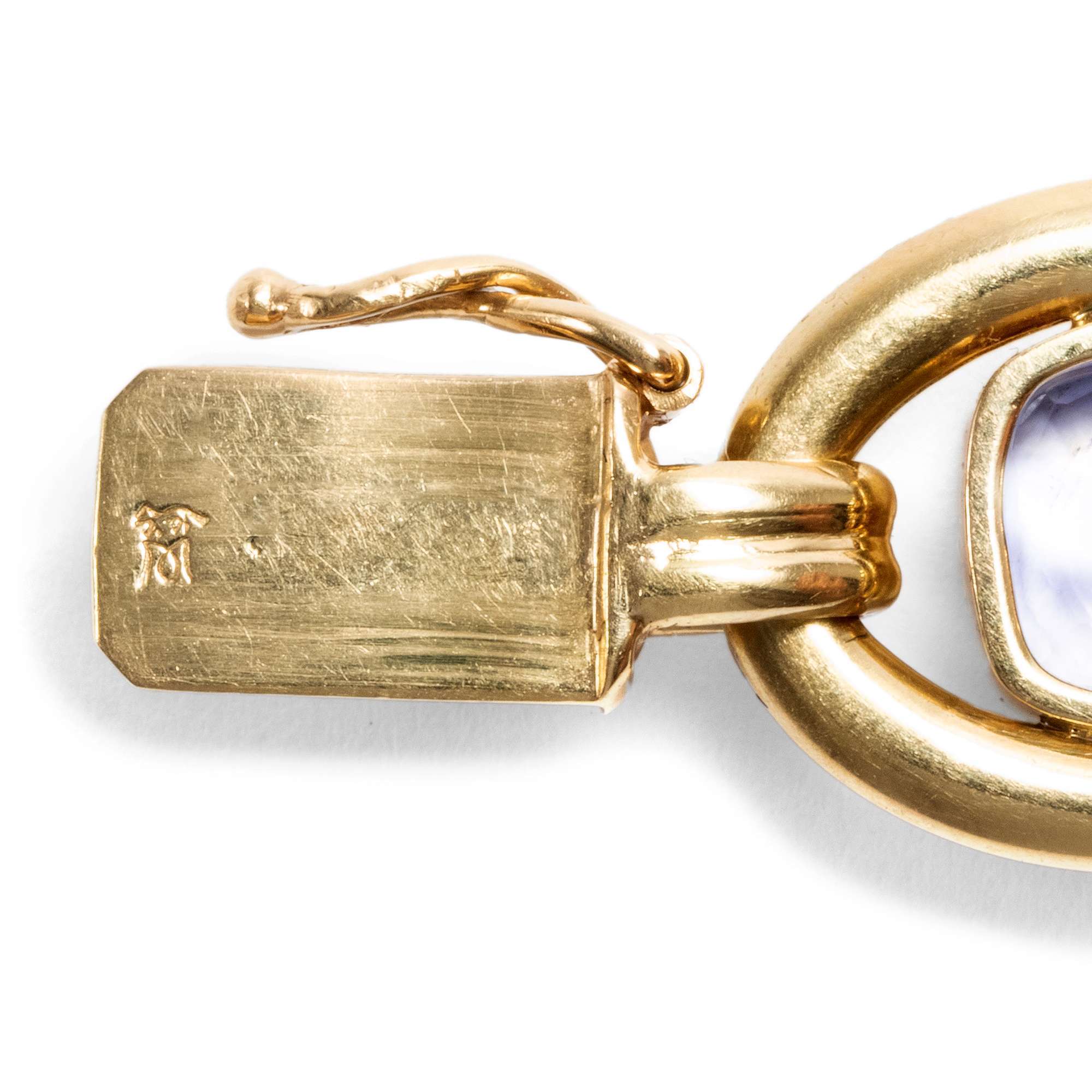 607204-hofer-antikschmuck-Prachtvolles-Saphir-Armband-in-warm-glaenzendem-Gold-um-1940-Sapphire-Skies_6