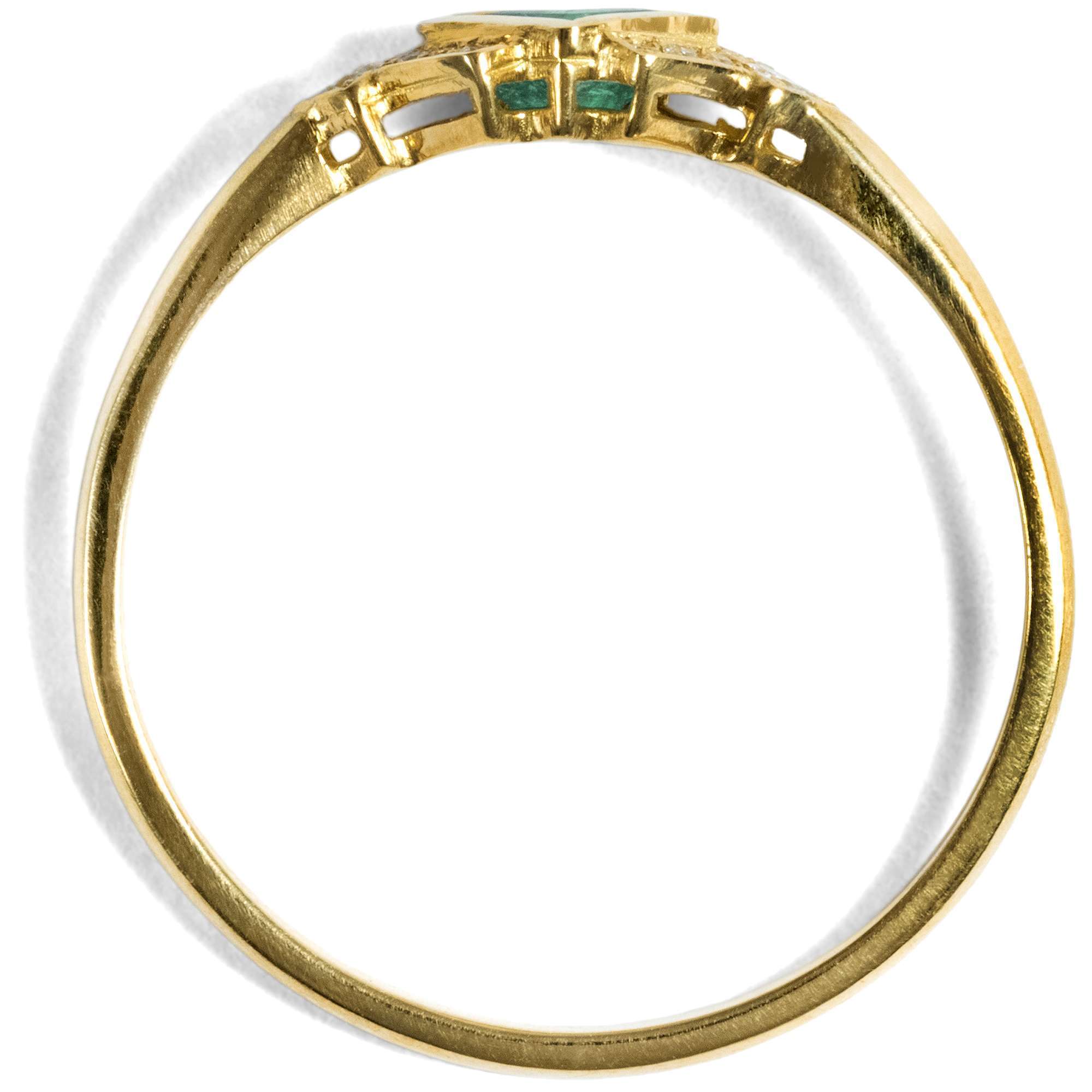 623265-hofer-antikschmuck-Graphischer-Ring-mit-Smaragd-und-Diamanten-in-Gelbgold-aus-unserer-Werkstatt-Ein-Sommermorgen_6