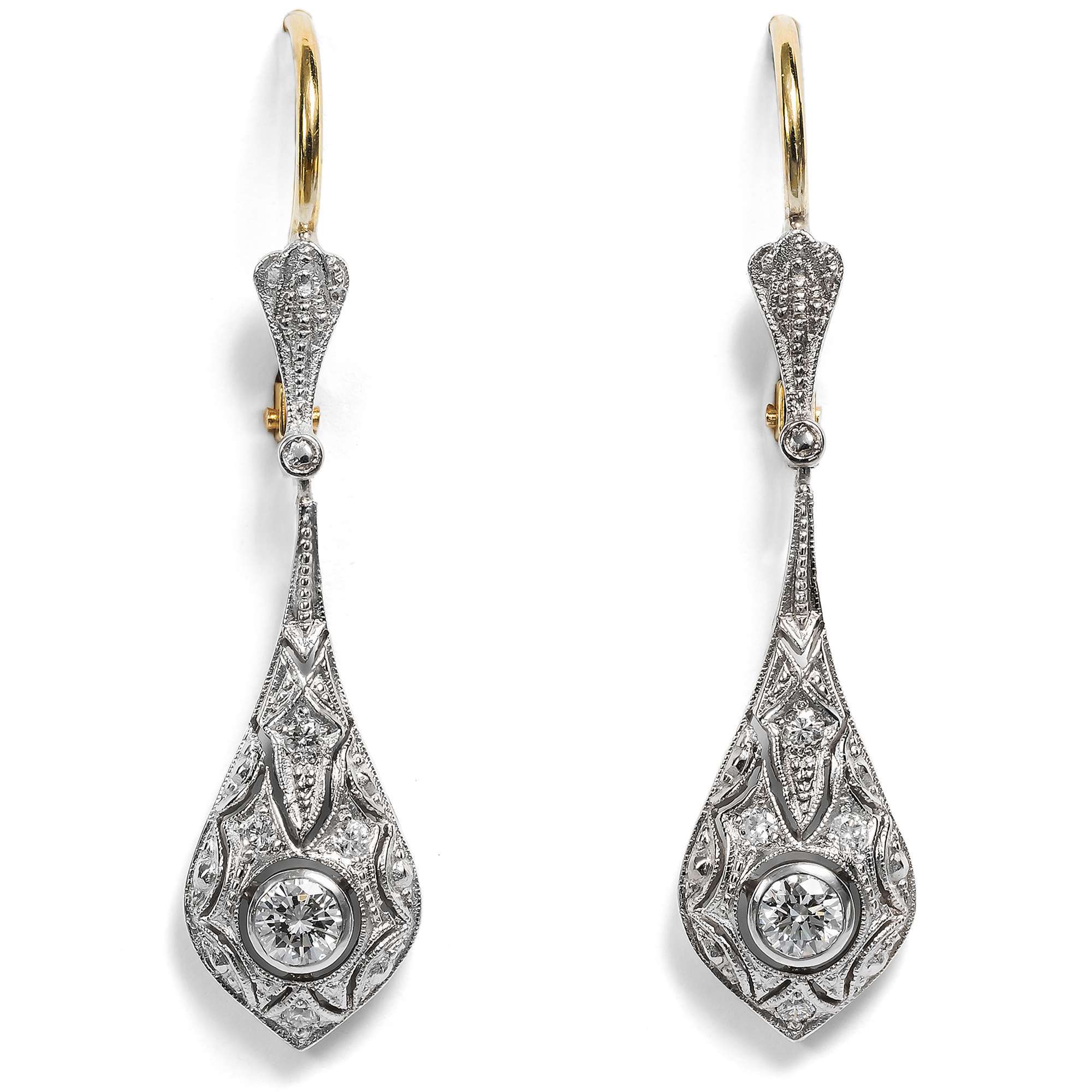 623316-hofer-antikschmuck-Elegante-Ohrringe-mit-Diamanten-aus-unserer-Werkstatt-Funkelnde-Begleiter_1