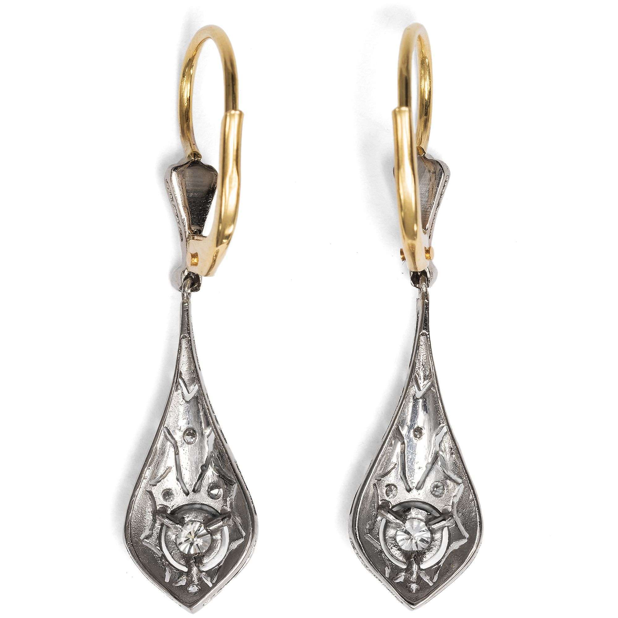 623316-hofer-antikschmuck-Elegante-Ohrringe-mit-Diamanten-aus-unserer-Werkstatt-Funkelnde-Begleiter_4