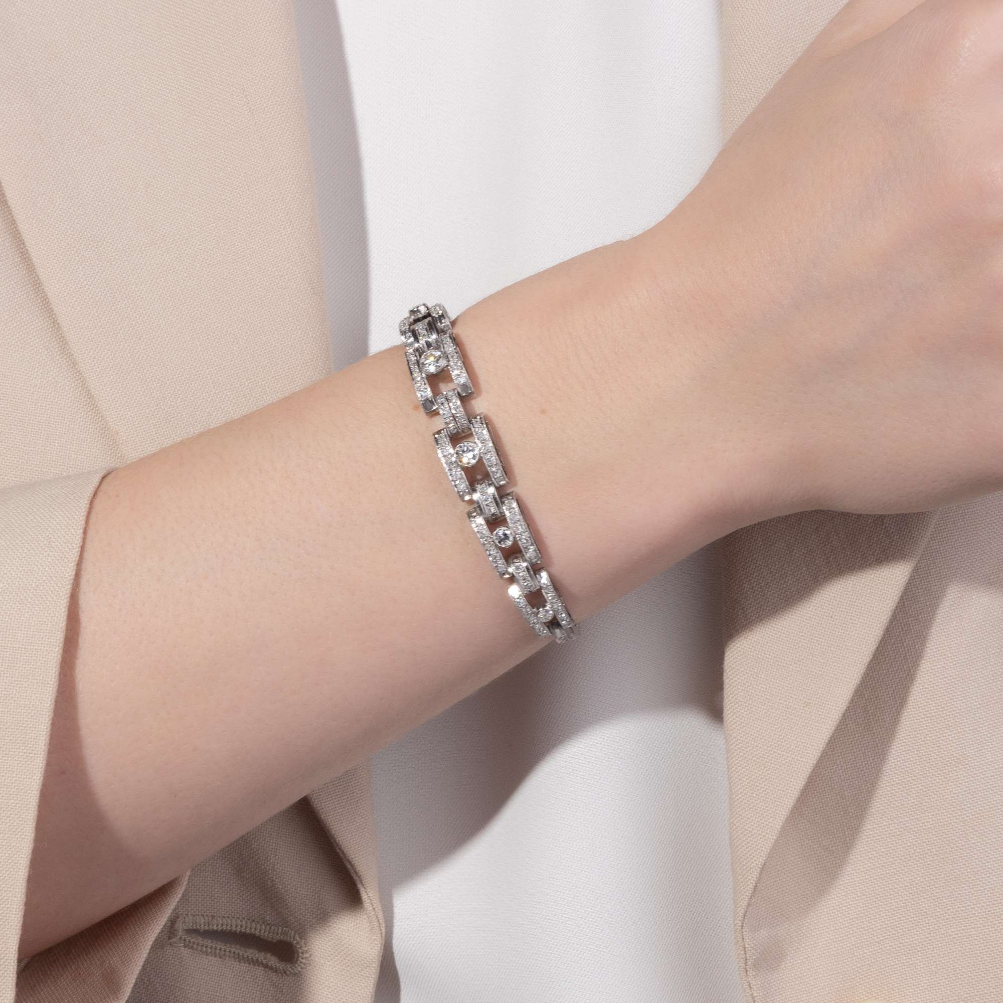 625725-hofer-antikschmuck