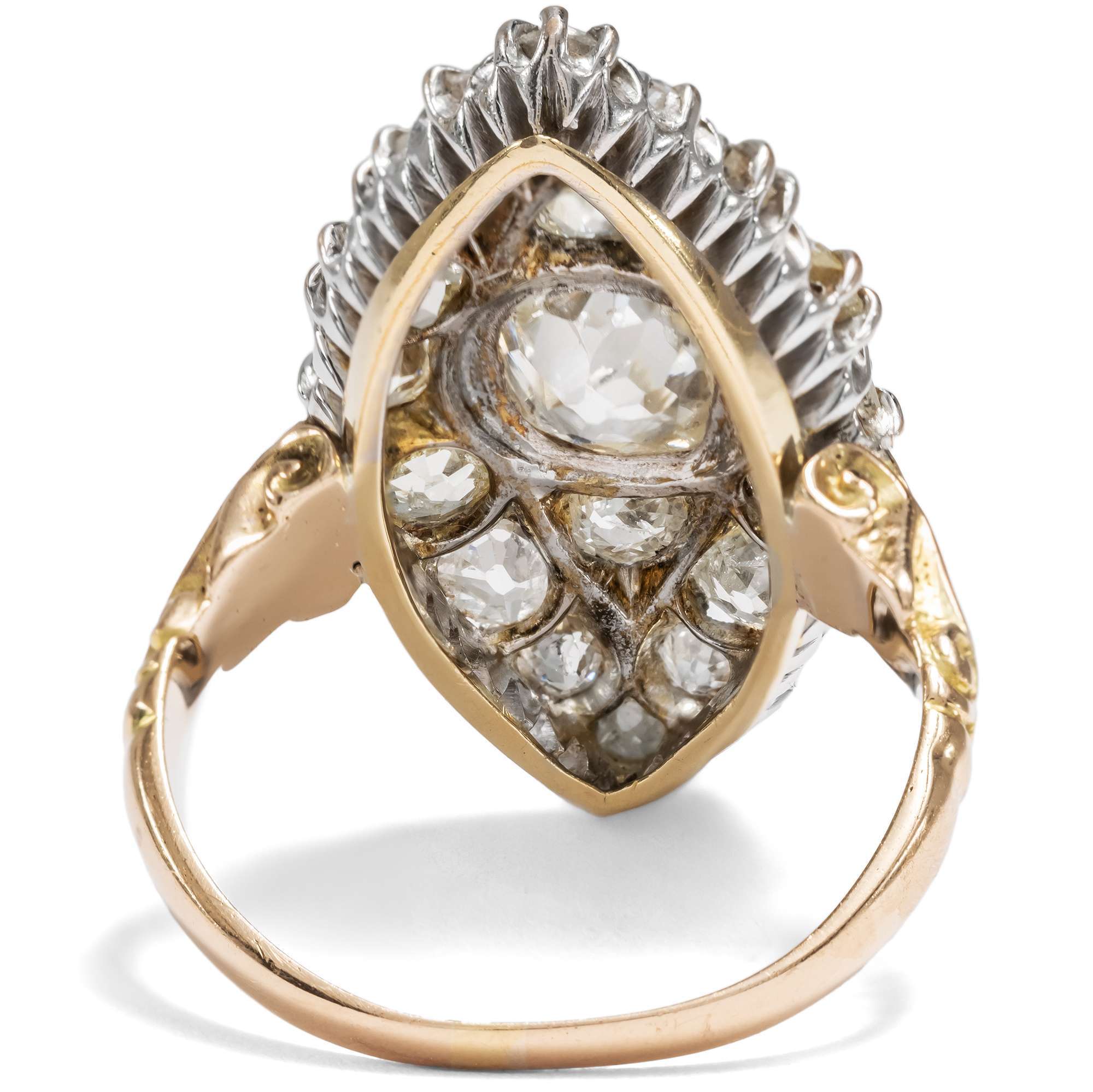 626993-hofer-antikschmuck-Viktorianischer-Marquise-Ring-mit-Altschliff-Diamanten-in-Gold-England-um-1900-Kussmund_3