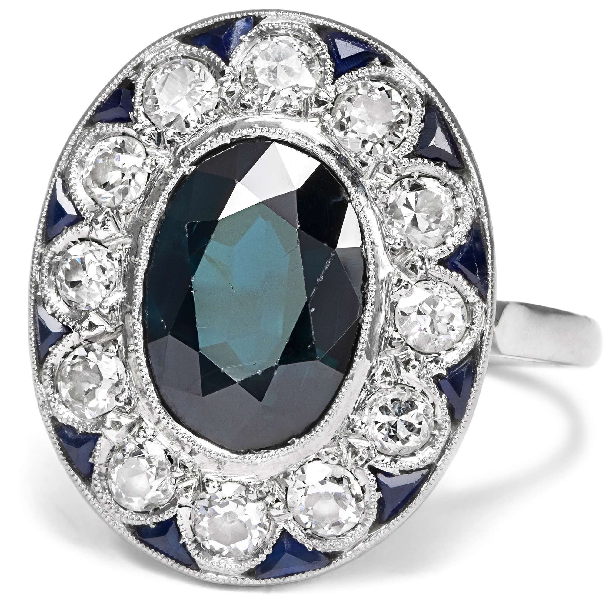 627155-hofer-antikschmuck-Erstklassiger-Ring-aus-Weissgold-und-Platin-mit-Saphiren-und-Diamanten-Paris-um-1925-Form-follows-Funkeln_6
